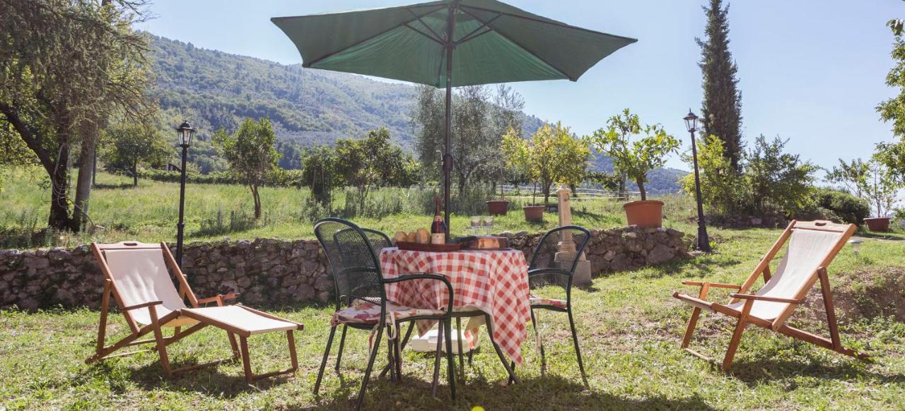 Agriturismo I Melograni Ferentillo Bagian luar foto