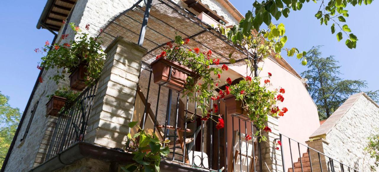 Agriturismo I Melograni Ferentillo Bagian luar foto
