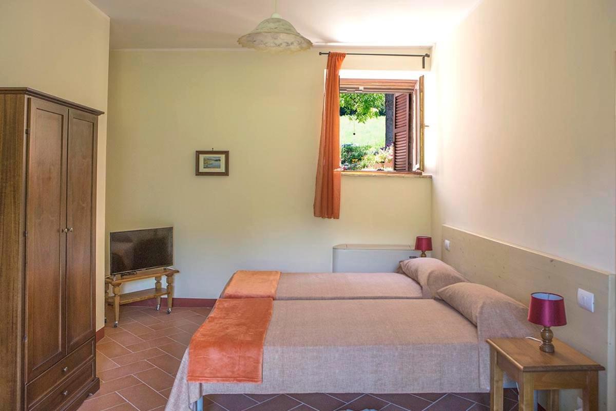 Agriturismo I Melograni Ferentillo Bagian luar foto