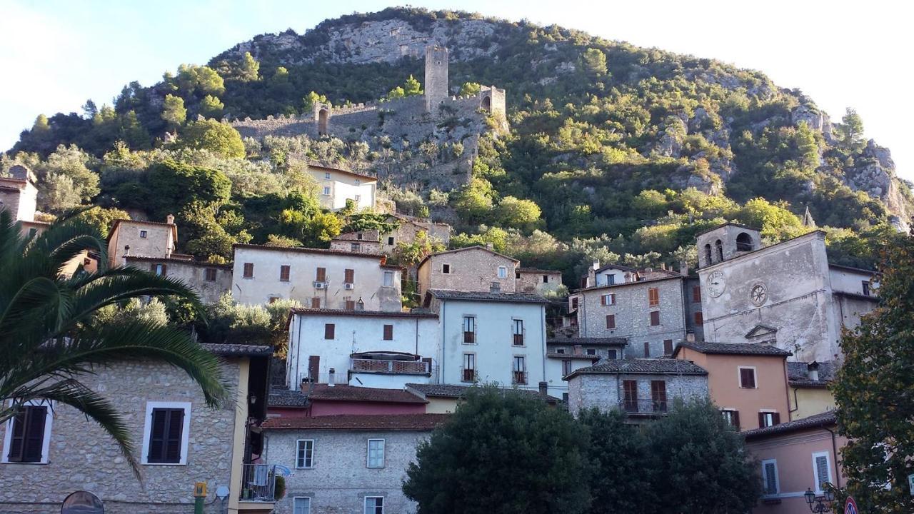 Agriturismo I Melograni Ferentillo Bagian luar foto